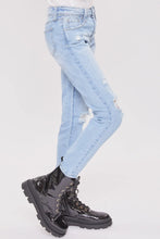 Load image into Gallery viewer, Light Wash Denim Jeans